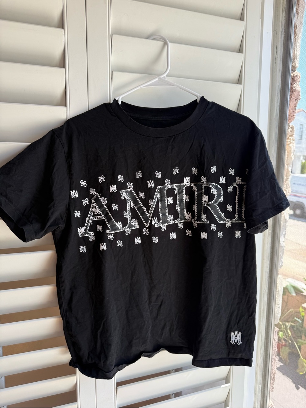 AMIRI Black T‑Shirt with White Logo Print SMALL PETITE